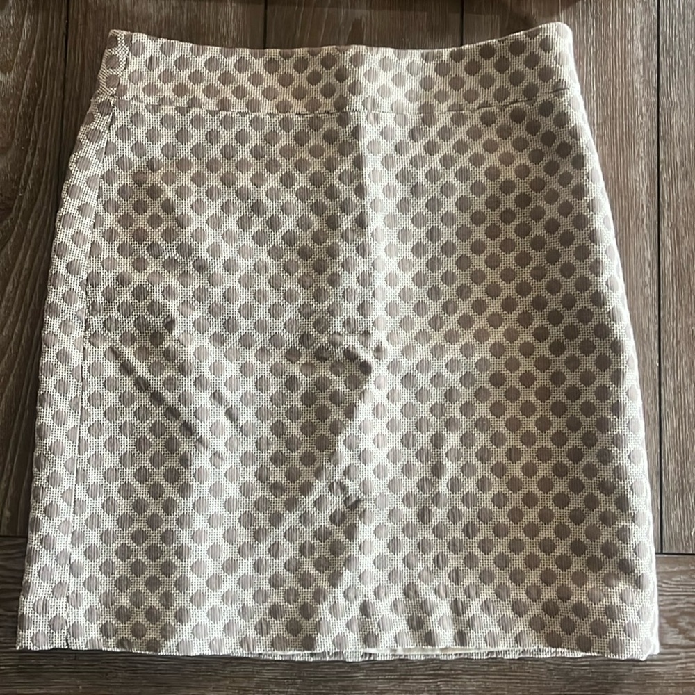 NWT LOFT Pencil Skirt Gold and Beige 00P